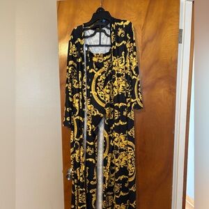 Head turning duster and pants set